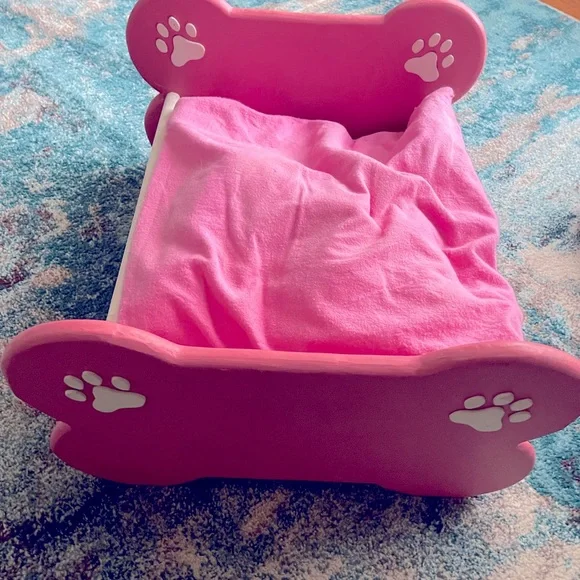 Small Dog or Cat Wood Bed