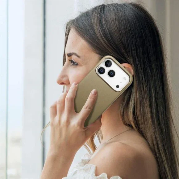 For iPhone 17 Pro Max Electroplated Metal Button MagSafe Phone Case(Green)