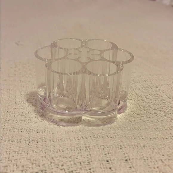 Clear Acrylic Flower-Shaped Organizer