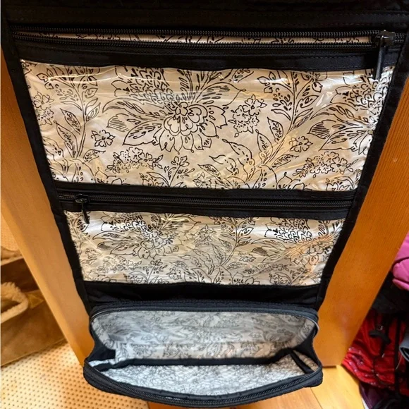 Vera Bradley Hanging Makeup Organizer
