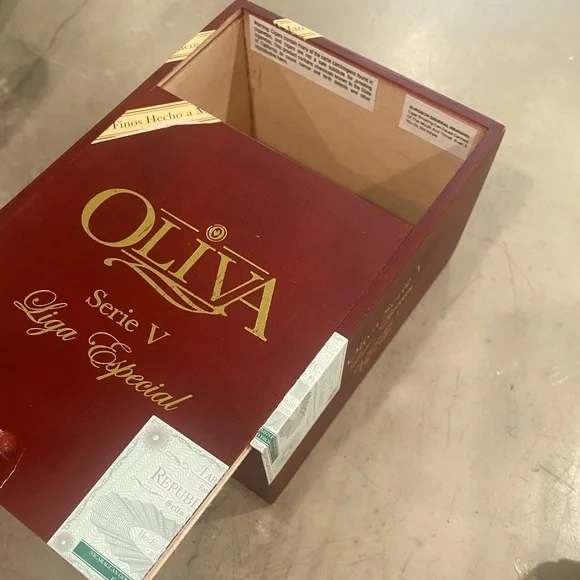 OLIVA 