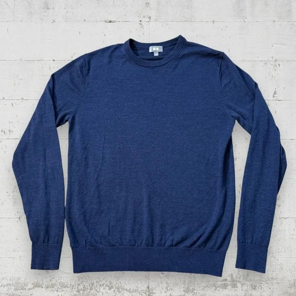 Uniqlo Sweater Mens Small Blue 100% Wool Crewneck Pullover Lightweight Knit