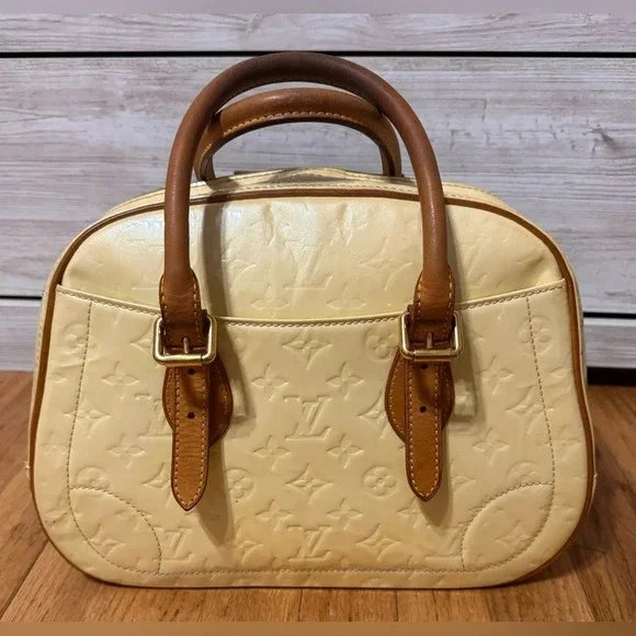 Louis Vuitton Monogram Vernis Summit Drive
