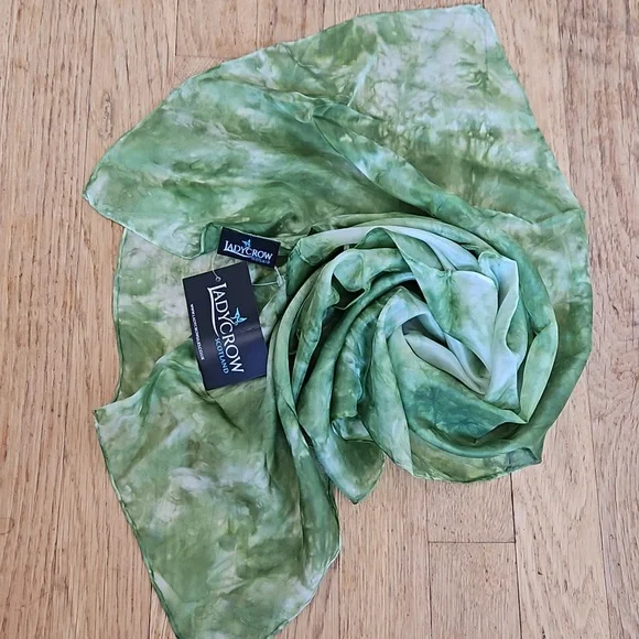 NWT Ladycrow silk scarf