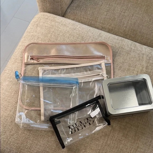 Assorted Clear Organizer Pouches