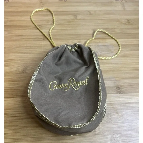 Crown Royal Tan Taupe Drawstring Bag Gold Embroidery Collectible Pouch Whiskey‎
