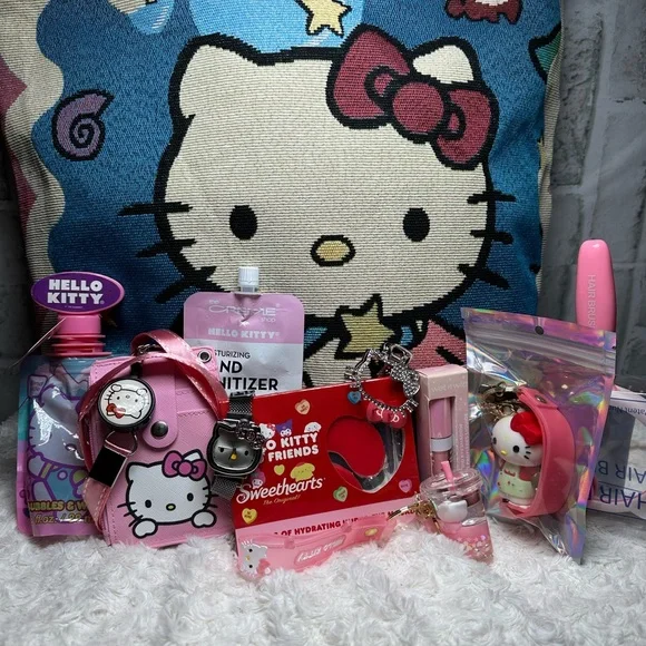 Hello Kitty Pink Bundle Gift Set