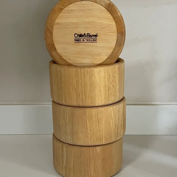 Crate & Barrel Wooden Salad Bowls Serving Dish Set of 4