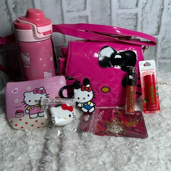 Hello Kitty Bright Pink Quilted Crossbody Bag Bundle