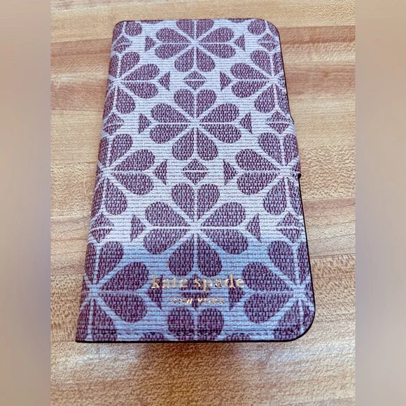 Kate Spade Magnetic Cover Pink/Purple Flower