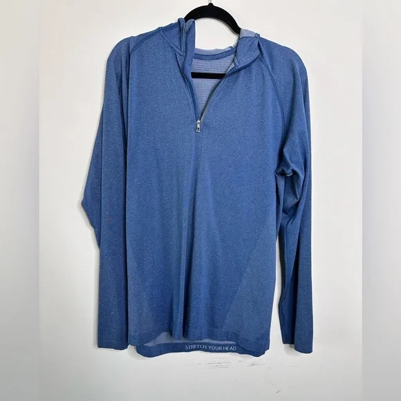Lululemon Men's Blue Half-Zip‎ pullover shirt