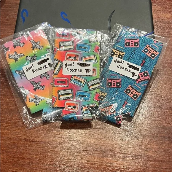 NEW SET of 3 TOTALLY 80’s SLIM Seltzer,Truly, Bottle beer Koozie Set