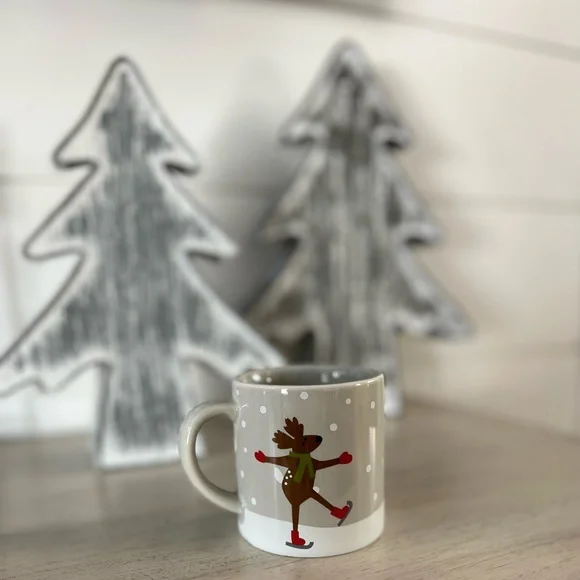 Crate & Barrel Christmas Joan Anderson Skating Reindeer 6 oz