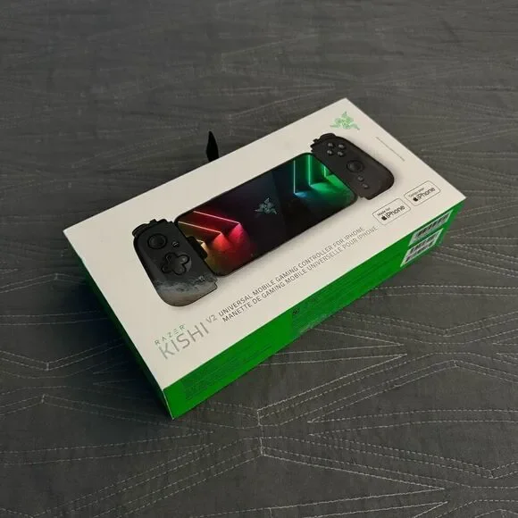RAZER KISHI V2 - Universal Mobile Gaming Controller for IPhone - LIGHTNING