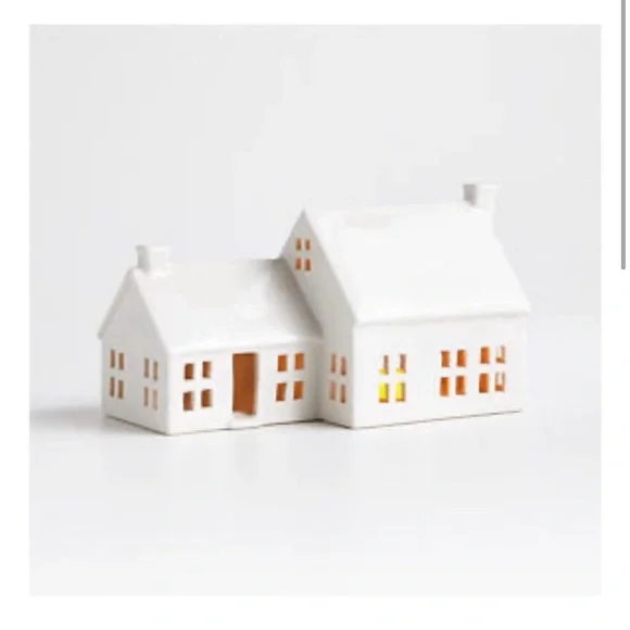 Crate&Barrel White Holiday Farmhouse ‼️DON’T BUNDLE‼️