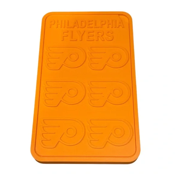 NEW Philadelphia Flyers Silicone Ice Cube Tray NHL Licensed