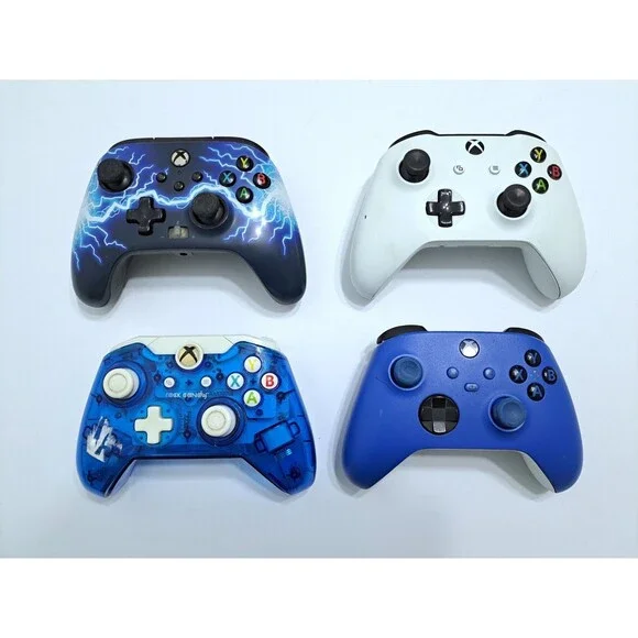Xbox One Controllers Lot of 4 Not Tested White Blue