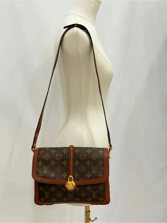 Louis Vuitton Vintage Monogram Sac Vendome Shoulder Bag