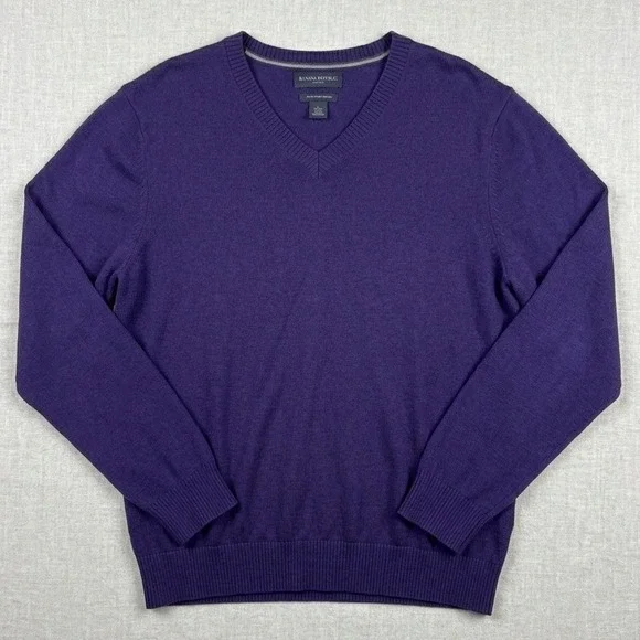 Banana Republic V-Neck Sweater Mens Large Purple Extra Fine Merino Wool Knit