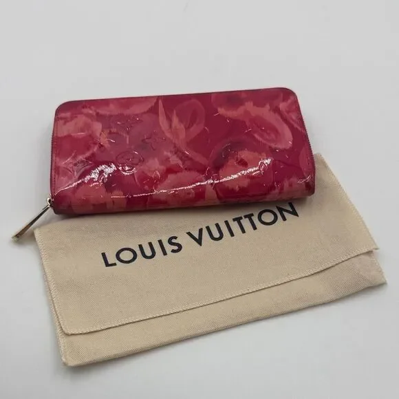 Louis Vuitton Vernis Zippy Wallet Red Patent Leather Monogram
