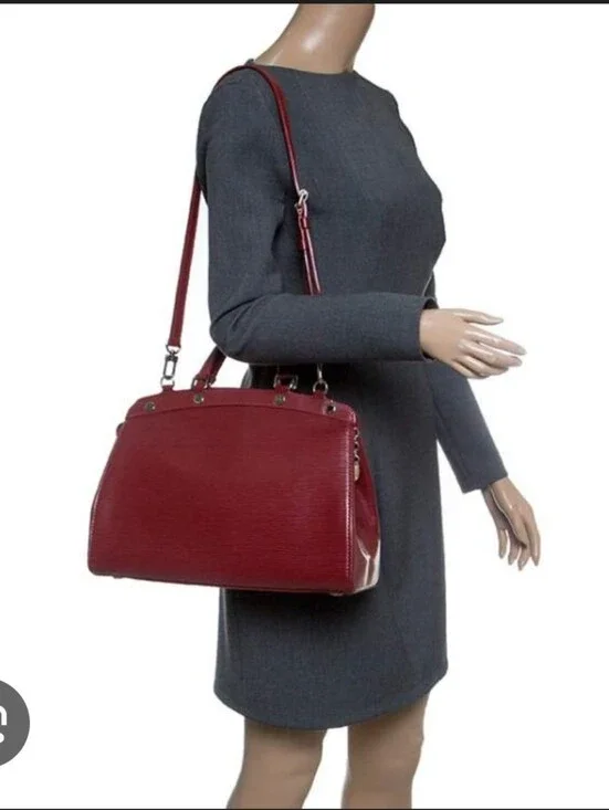 Louis Vuitton Epi Leather Shoulder Bag