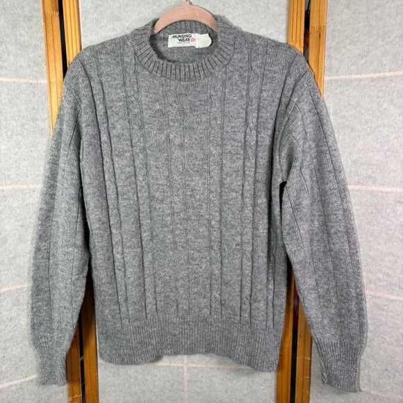 Munsingwear Sweater L Gray Vintage Cable Knit Crewneck Made in USA Mens