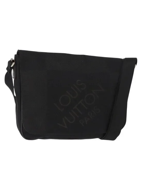 Authentic LOUIS VUITTON Damier Geant Petite Message Shoulder Bag Black M93618