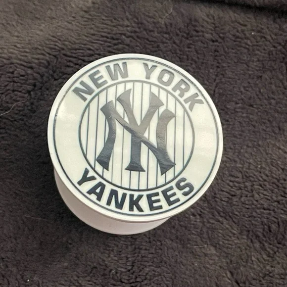New York Yankees Phone Grip