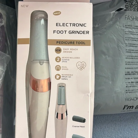 Electronic Foot Grinder with Rechargeable Battery - Silver and Gold