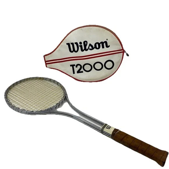 Vtg Wilson T2000 Tennis Racket with Cover 4.5