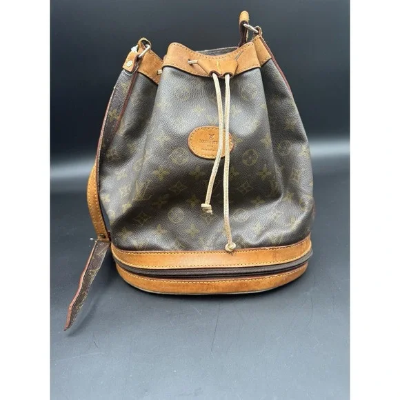 Very Vintage‎ Louis Vuitton Handbag