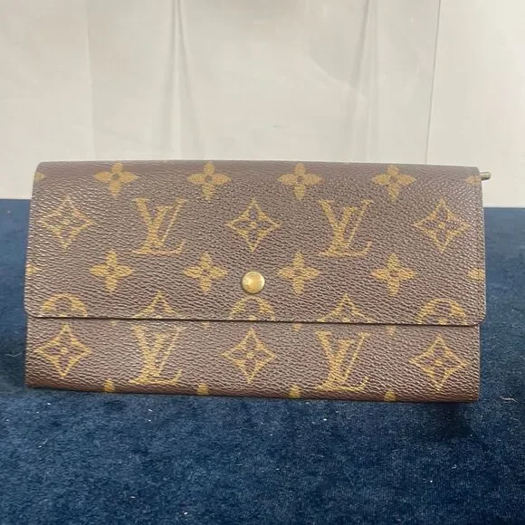 Louis Vuiton Porte Monnaie Credit Card Monogram Wallet