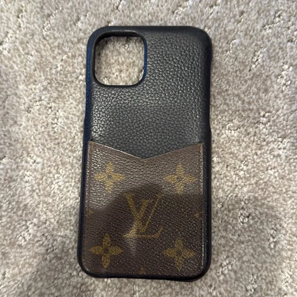 Authentic Louis Vuitton 11 Pro Bumper