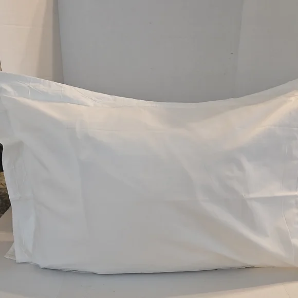 Crate&Barrel Vintage Classic White Geometric Tucks Cotton Standard Pillow Sham