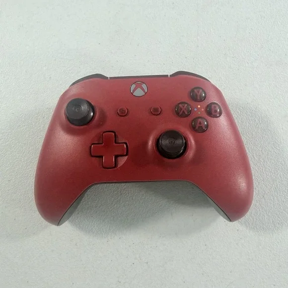 Xbox One Wireless Controller Deep Red Model 1708 Bluetooth FOR PARTS/REPAIR READ