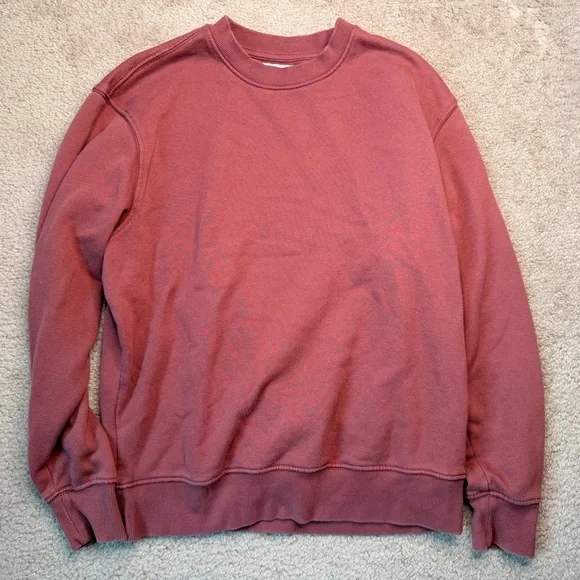 Old Navy Men's Crewneck Sweatshirt in Dusty Rose