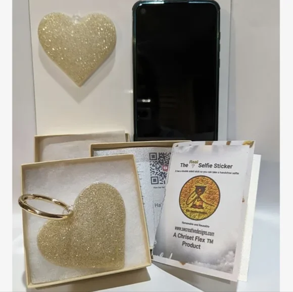 Large Heart Selfie Sticker