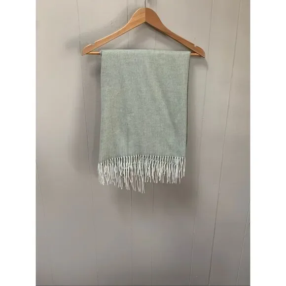 Ikea Holmvi throw Blanket Light green Sage 47