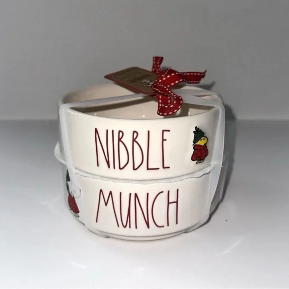 RAE DUNN PEANUTS SNOOPY & WOODSTOCK CHRISTMAS PET DISHES 