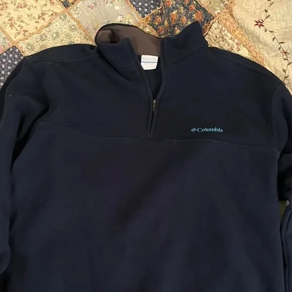 Columbia sweatshirt chest zip