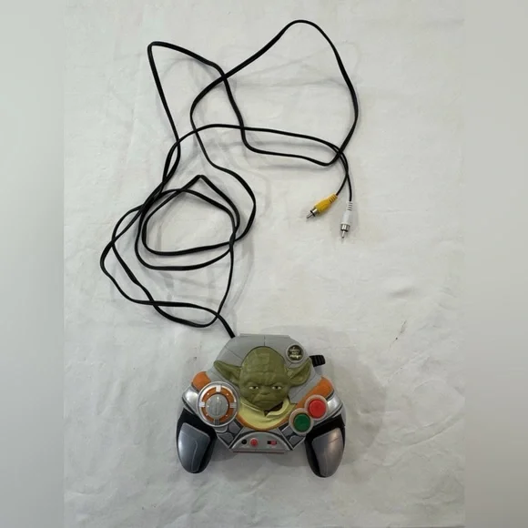 Jakks Pacific Star Wars Yoda Game Key Ready 2005 Plug n Play TV Video Game