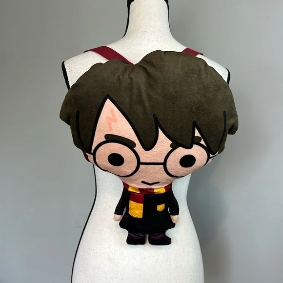 Harry Potter Hogwarts Warner Bros Universal Park Plush Backpack Adjustable Strap