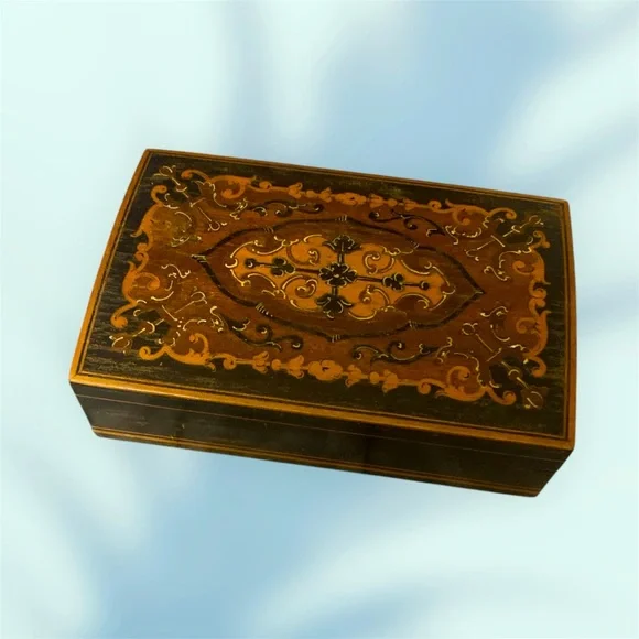Vintage Wooden Floral Inlay Rectangular Box Made in Italy EUC Measures:3.25 X 5.