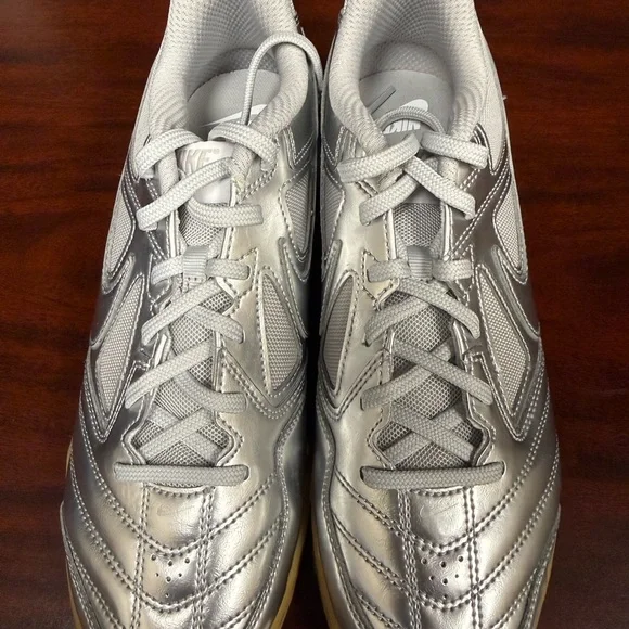 Nike Metallic Silver Lace-Up Trainers Size 6 1/2 Y