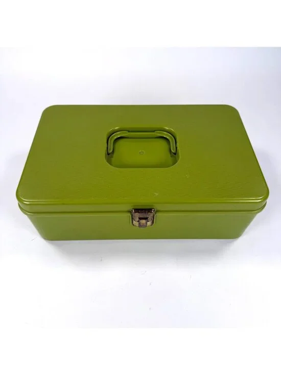 Wil-Hold Wilson Mfg Vintage Thread And 38 Bobbin Holder Green Sewing Sunbury PA