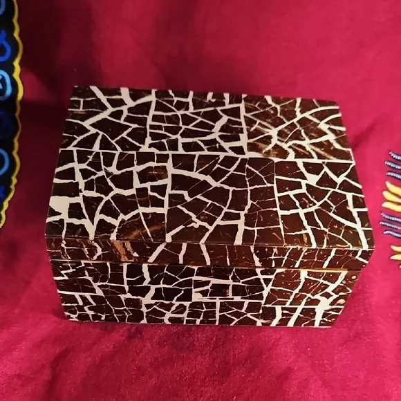 Mosaic Patterned Wooden Trinket/Storage Box