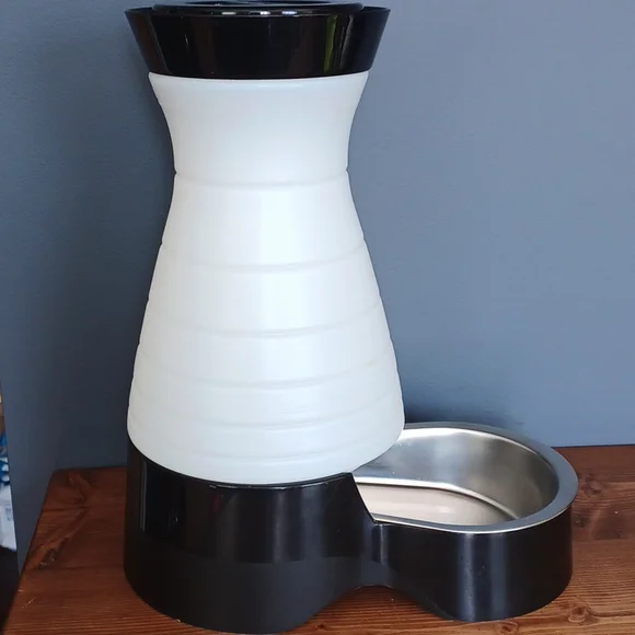 PetSafe dry food station