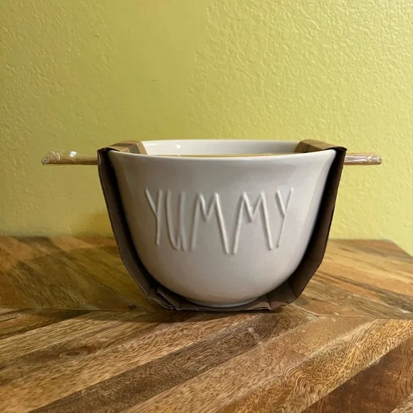 Rae Dunn “YUMMY” noodle bowl and chopsticks set.