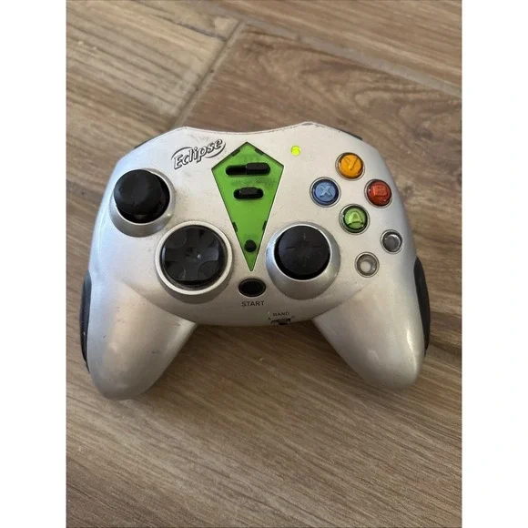 1 ECLIPSE 2 Wireless Controller PL-2020. USED Turns On, Not Tested