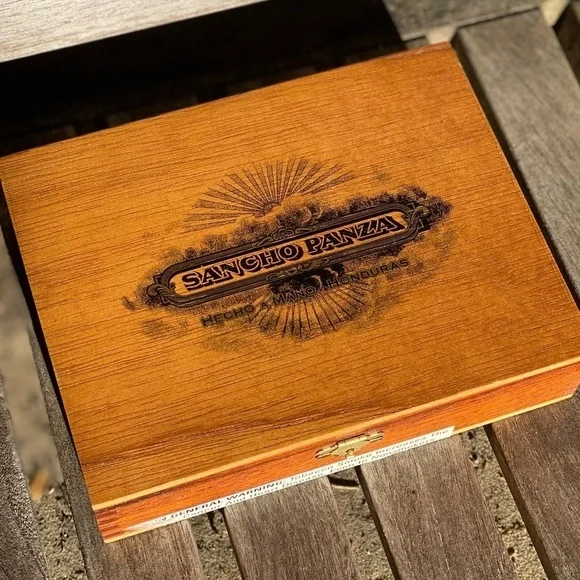 EMPTY vintage cigar box for crafts, decoration or storage